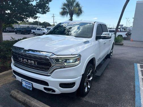 Bright White Clearcoat 2021 RAM 1500 Limited