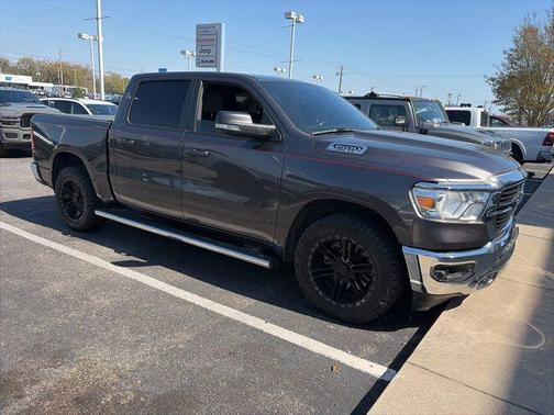 Granite Crystal Metallic Clearcoat 2021 RAM 1500 Big Horn/Lone Star