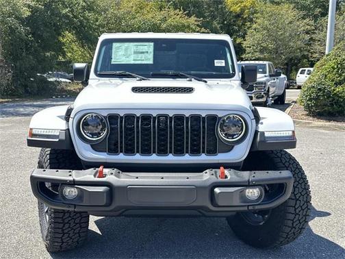 2025 Jeep Gladiator Mojave X
