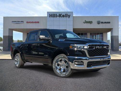 Diamond Black Crystal Pearlcoat 2026 RAM 1500 Big Horn/Lone Star