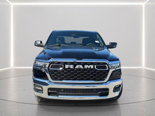 Diamond Black Crystal Pearlcoat 2026 RAM 1500 Big Horn/Lone Star