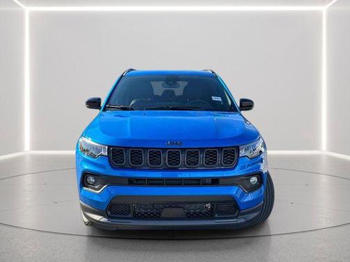 Hydro Blue Pearlcoat 2026 Jeep Compass Latitude