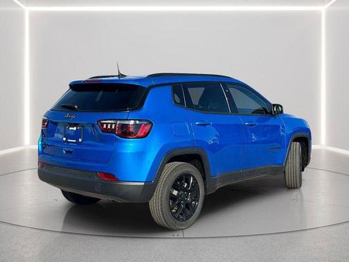 Hydro Blue Pearlcoat 2026 Jeep Compass Latitude