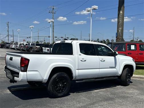 2022 Toyota Tacoma SR5
