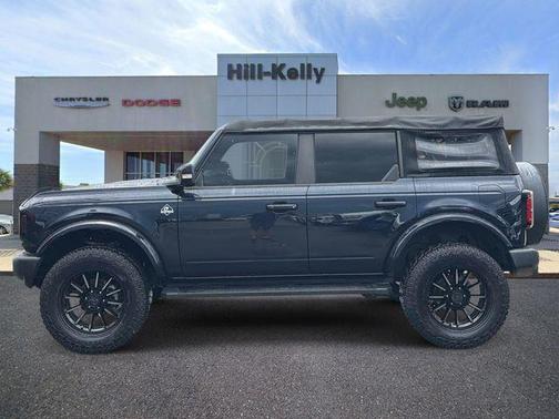Antimatter Blue Metallic 2021 Ford Bronco Outer Banks