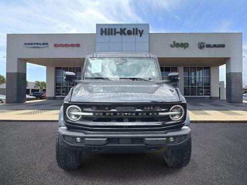 Antimatter Blue Metallic 2021 Ford Bronco Outer Banks