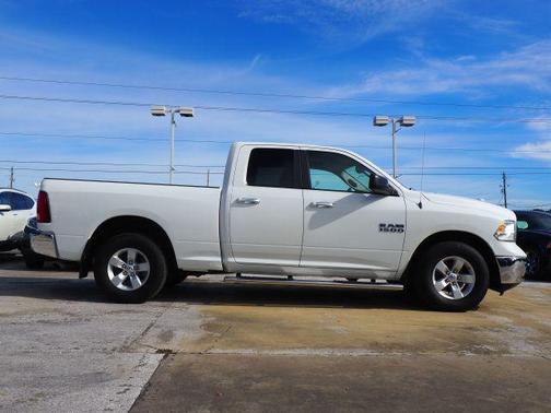 Bright White Clearcoat 2014 RAM 1500 SLT