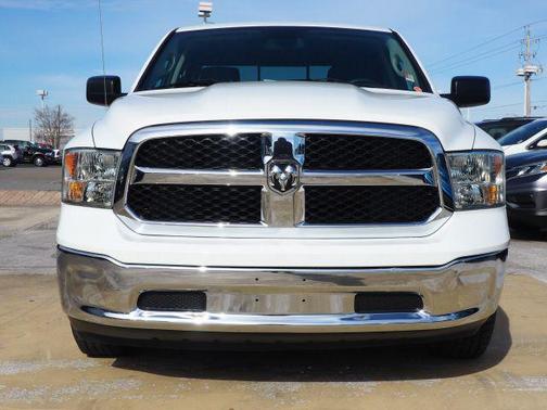 Bright White Clearcoat 2014 RAM 1500 SLT