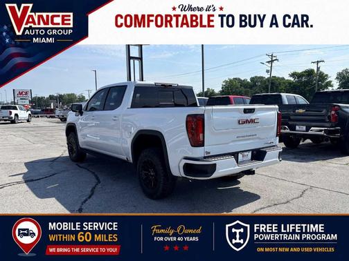 Summit White 2023 GMC Sierra 1500 AT4X