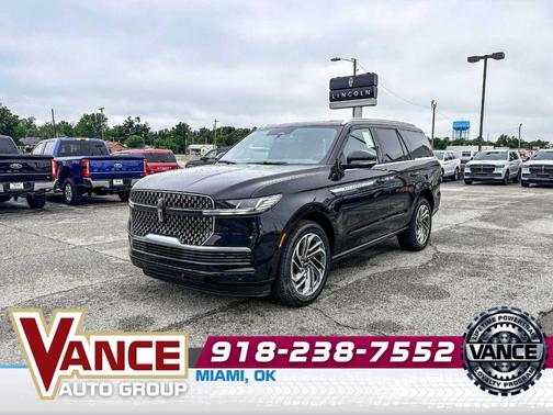 Black Metallic 2026 Lincoln Navigator Reserve