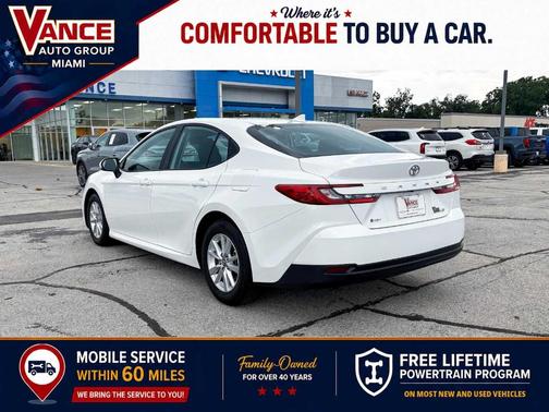 Ice 2025 Toyota Camry LE