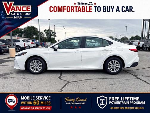 Ice 2025 Toyota Camry LE