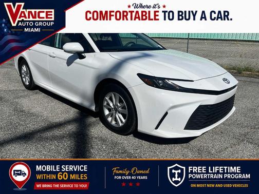 Ice 2025 Toyota Camry LE