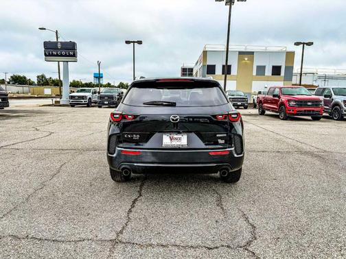 2024 Mazda CX-50 2.5 S Preferred Package