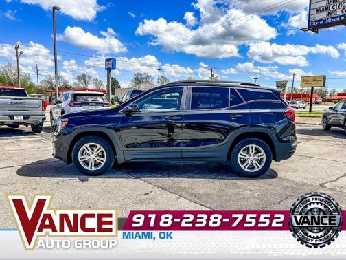 Ebony Twilight Metallic 2022 GMC Terrain SLE