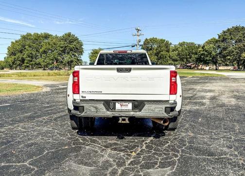 2022 Chevrolet Silverado 3500 LT