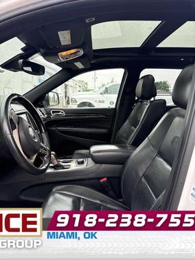 Ivory Tri Coat Pearl 2017 Jeep Grand Cherokee Overland