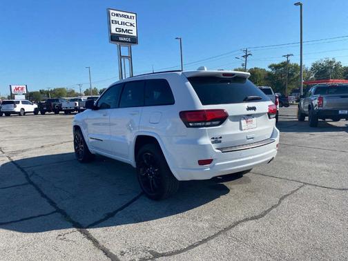 2022 Jeep Grand Cherokee WK Laredo