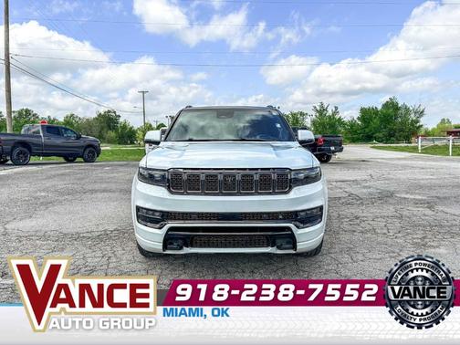 Bright White Clearcoat 2022 Jeep Grand Wagoneer Series II