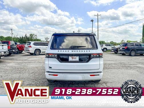 Bright White Clearcoat 2022 Jeep Grand Wagoneer Series II