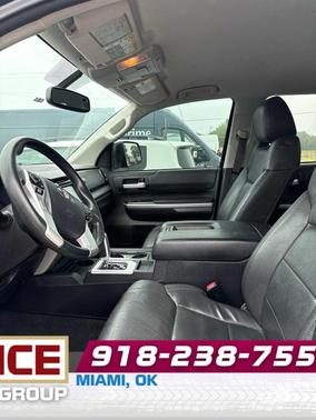 Black 2017 Toyota Tundra SR5