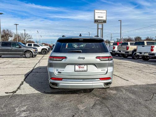 2023 Jeep Grand Cherokee L Overland