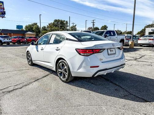 2022 Nissan Sentra SV