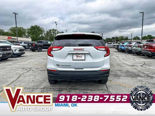 Summit White 2024 GMC Terrain SLE