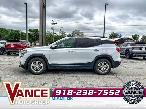 Summit White 2024 GMC Terrain SLE