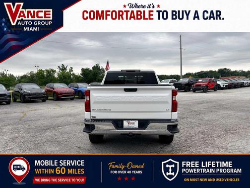 Summit White 2021 Chevrolet Silverado 1500 LT