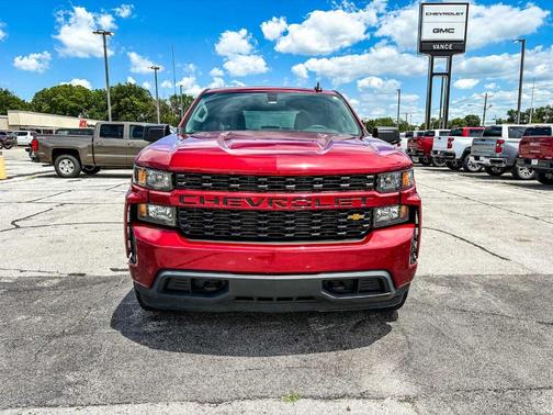 2021 Chevrolet Silverado 1500 Custom