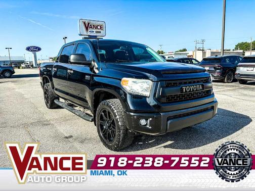 2017 Toyota Tundra SR5