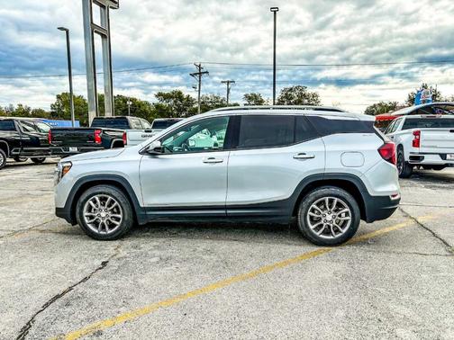 2022 GMC Terrain SLT