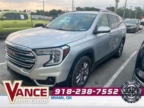 2022 GMC Terrain SLT
