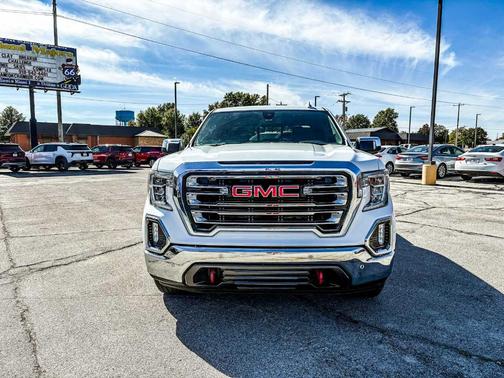 2021 GMC Sierra 1500 SLT