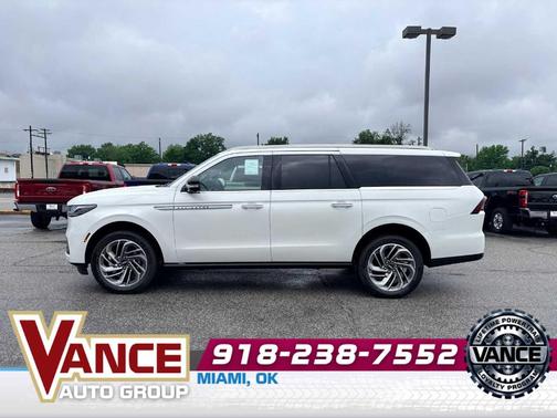 Pristine White 2026 Lincoln Navigator L Reserve