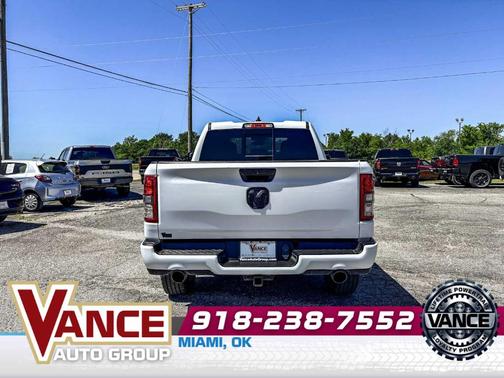 Bright White Clearcoat 2023 RAM 1500 Big Horn