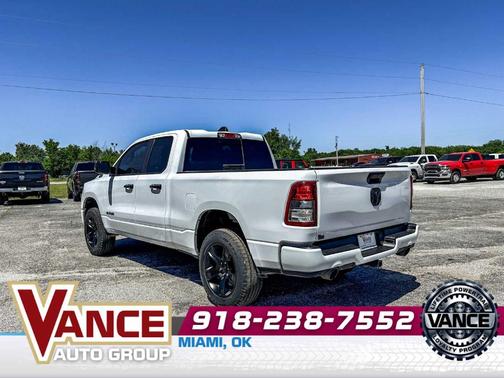 Bright White Clearcoat 2023 RAM 1500 Big Horn