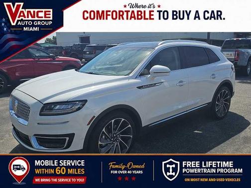 White Platinum Tri-Coat 2019 Lincoln Nautilus Reserve