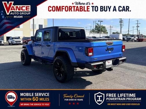Hydro Blue Pearlcoat 2023 Jeep Gladiator Sport