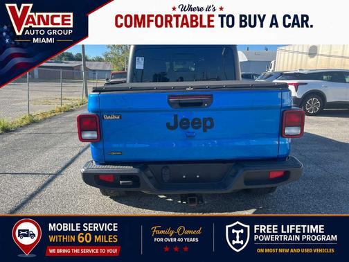 Hydro Blue Pearlcoat 2023 Jeep Gladiator Sport