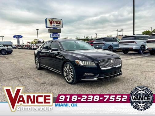 Diamond Black 2017 Lincoln Continental Reserve