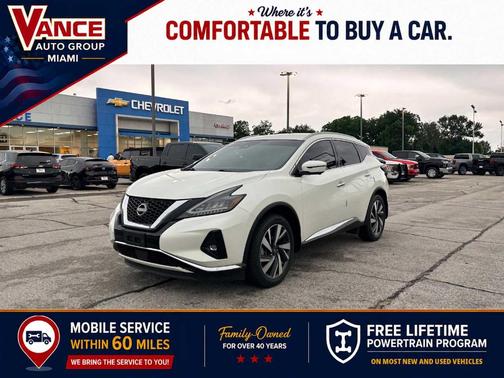 White 2023 Nissan Murano SL