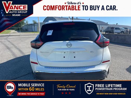 White 2023 Nissan Murano SL