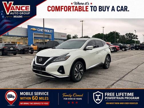 White 2023 Nissan Murano SL