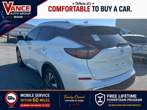 White 2023 Nissan Murano SL