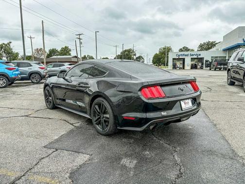 2016 Ford Mustang EcoBoost Premium