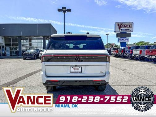 Pristine White 2026 Lincoln Navigator Reserve