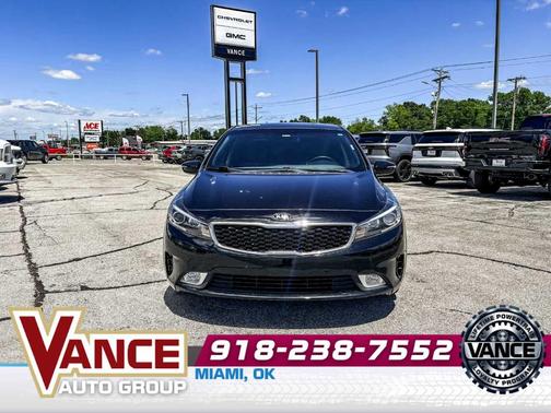 Aurora Black 2017 Kia Forte EX
