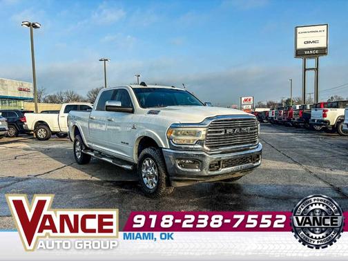 Bright White Clearcoat 2020 RAM 2500 Laramie
